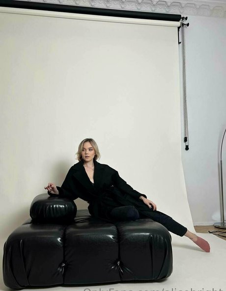 alicebrightt sex actress gallery