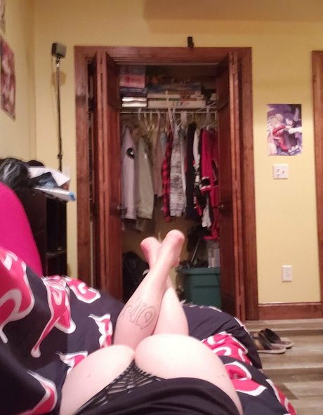 stevieslays model high quality image