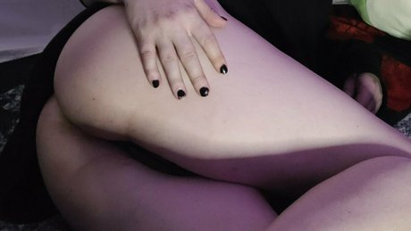 stevieslays pornstar naked photo