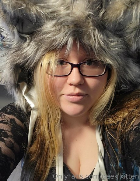 geekikitten sexy pornstar archive