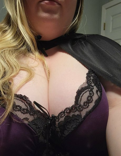 geekikitten pornographic model picture