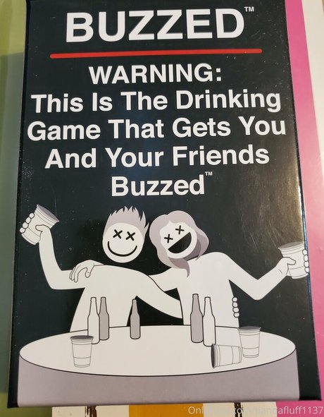 pandafluff1137 naked pornstar picture