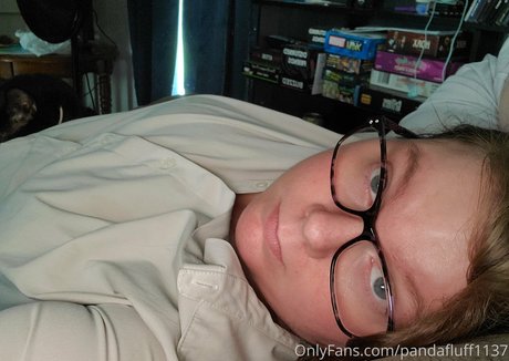 pandafluff1137 star perfect img