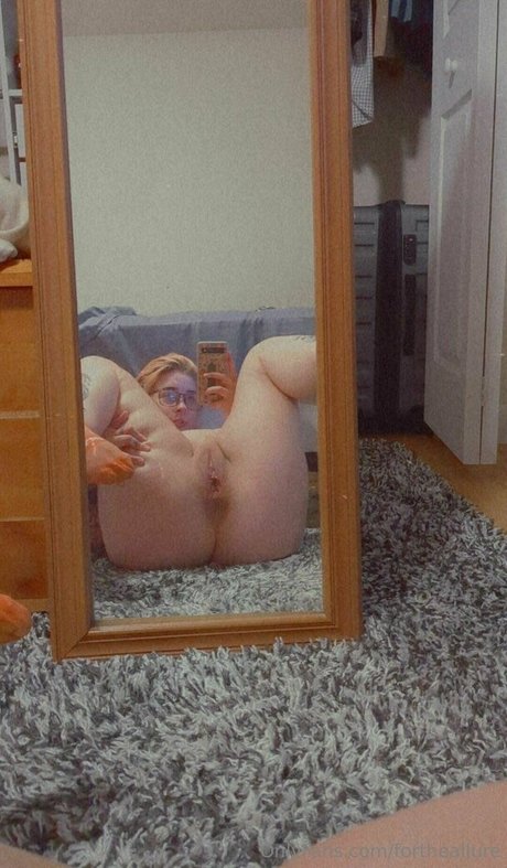 fortheallure star sexy pictures