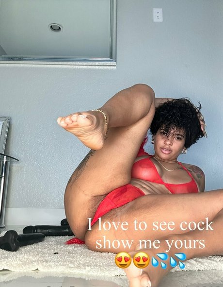 cynthiagarcia1212 model porn pic