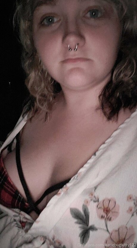 katiebugkitty122 star picture