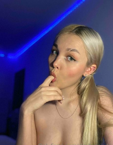 emilycandy1 star adult image