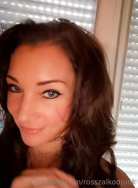 rosszalkodjunk free actress gallery