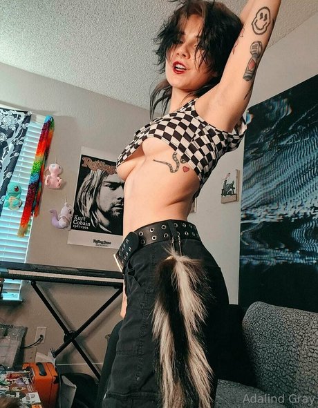 adalindgrayxo adult actress pictures