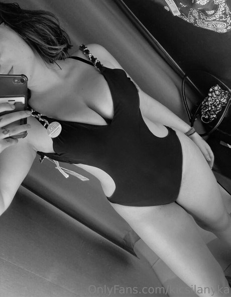 kicsilanyka pornstar adult gallery