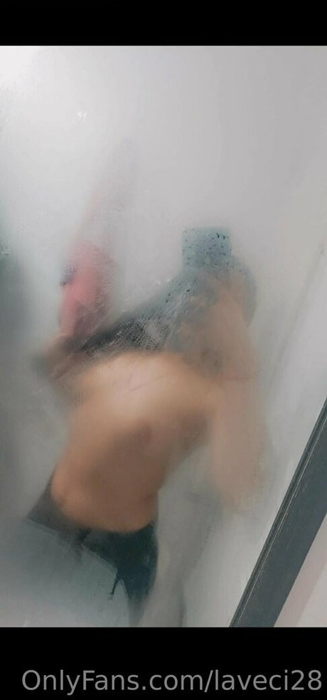 laveci28 nude pornstar pics