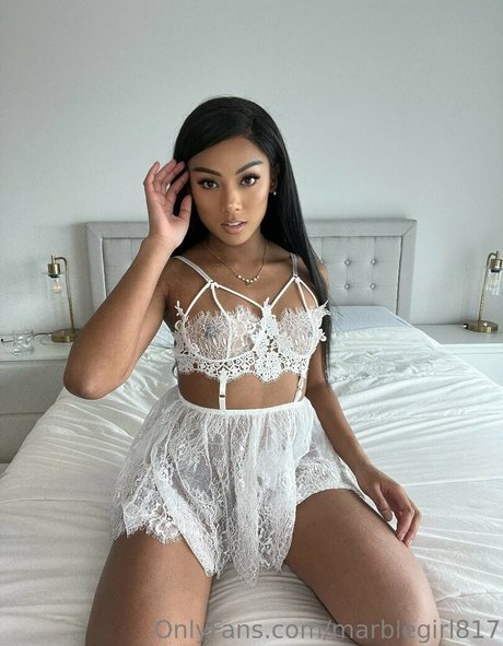 Sophievanmeter model perfect pics