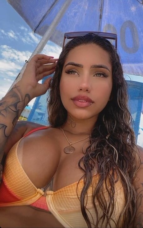 Muito Linda porn actress archive