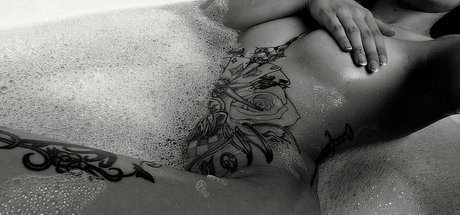 luu nighthawk model erotic photo