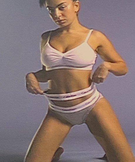 Charli XCX pornstar hot photos