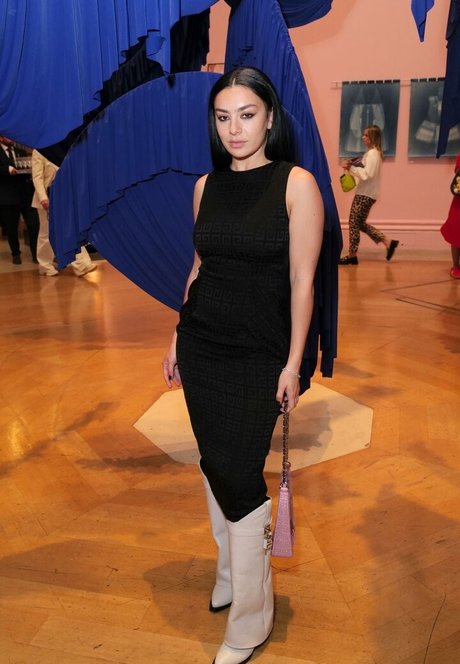 Charli XCX pornstar pic