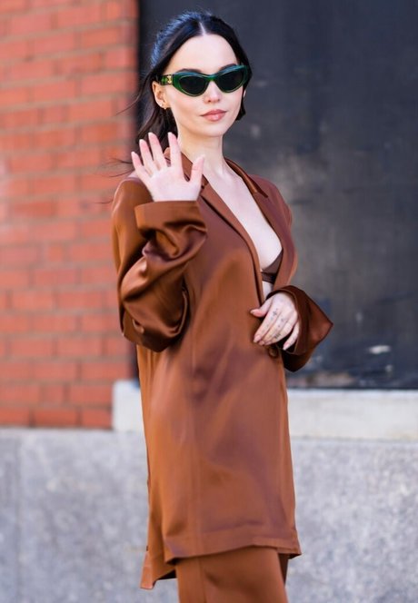 Dove Cameron pornstar top gallery