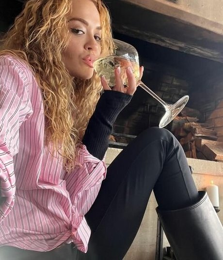 petite slut onlyfans hd image