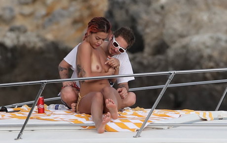 Rita Ora hd actress galleries