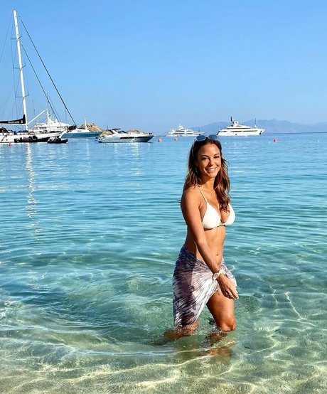 Eva LaRue pornstar hd photos