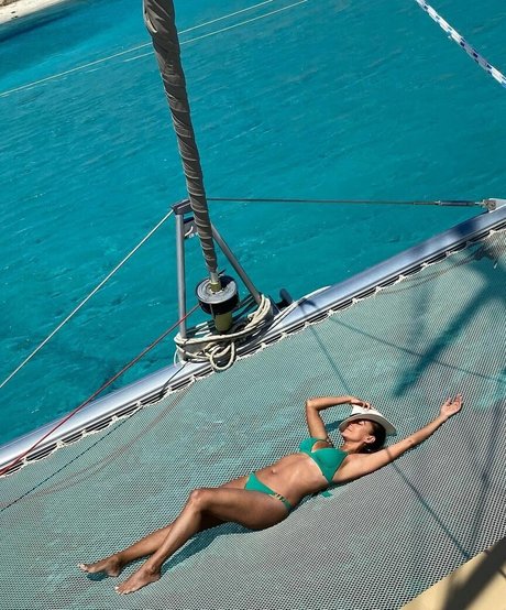 Eva LaRue nudes star gallery