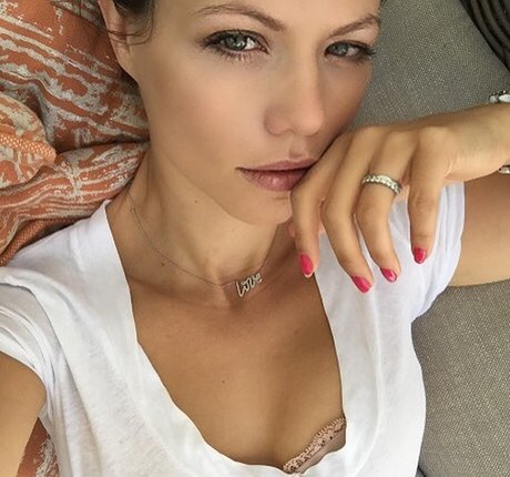 Tammin Sursok adult model gallery