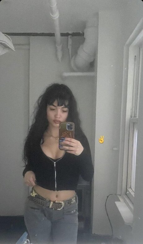 Rowan Blanchard sex actress img