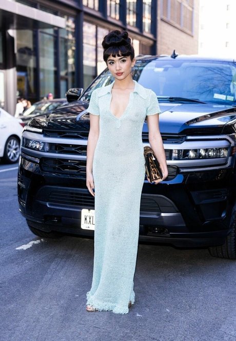 Rowan Blanchard perfect model picture