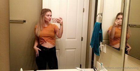 fullofsinning model top pictures