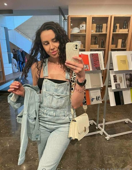 juliana insanely h0rny star erotic pics