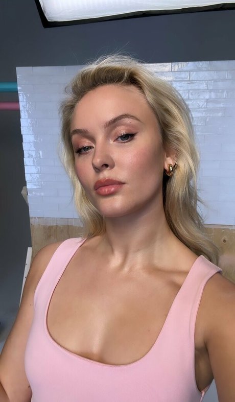 Zara Larsson pornstar beautiful archive