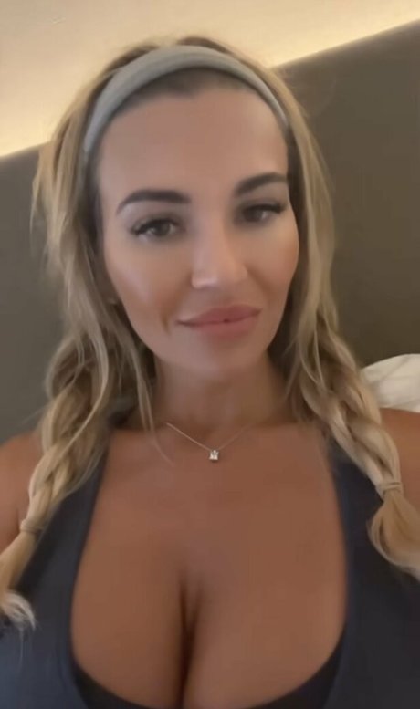 Christine McGuinness model beautiful img