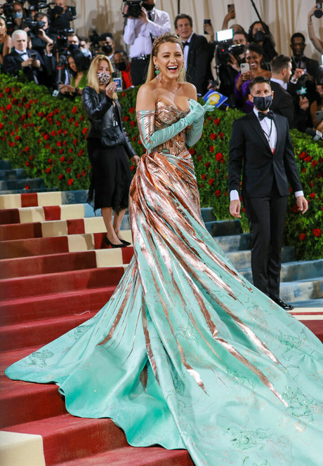 Blake Lively star hd galleries