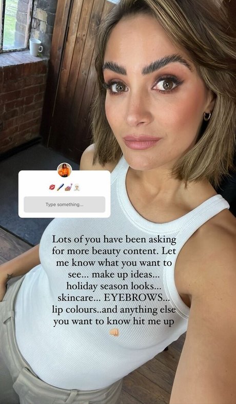 busty brunette onlyfans free sex gallery