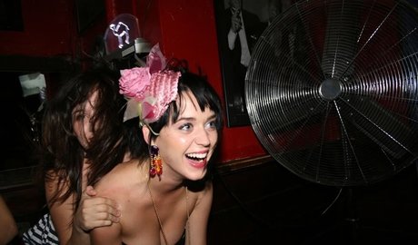 Katy Perry model erotic pic