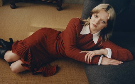 Maisie Williams beautiful pornstar gallery