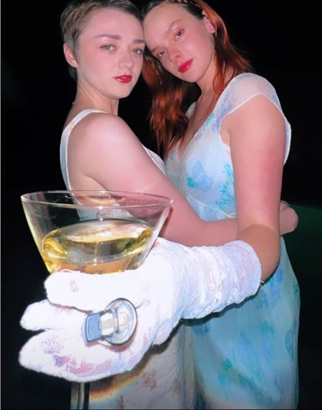 Maisie Williams pretty star picture