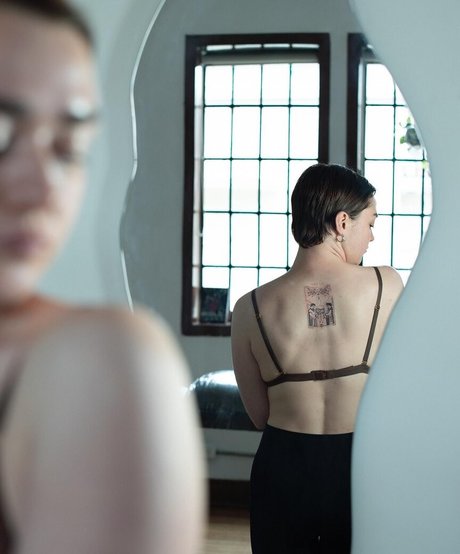 Maisie Williams model free galleries