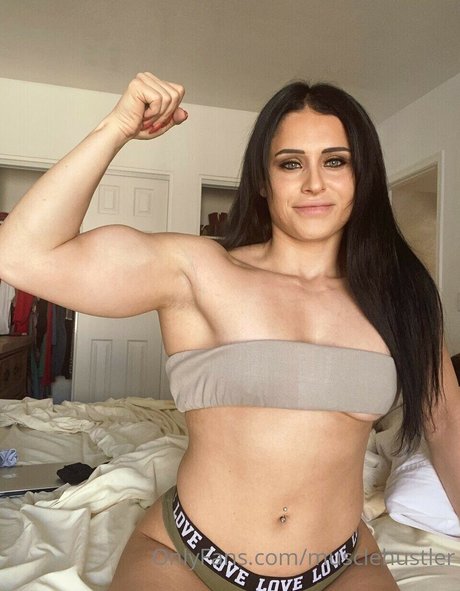Themusclehustler exclusive star photo