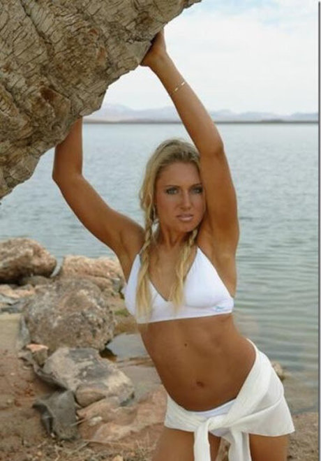 Natalie Gulbis exclusive model pic
