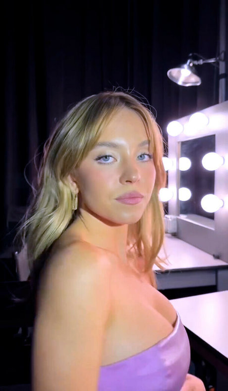 Sydney Sweeney pornstar sex pic