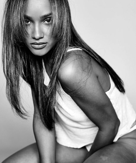 Jaylen Barron naked actress photos