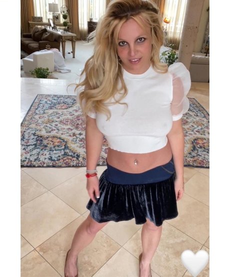 Britney Spears pornstar hd pics