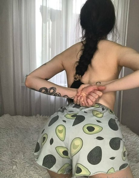 victoria hampton pretty model pic