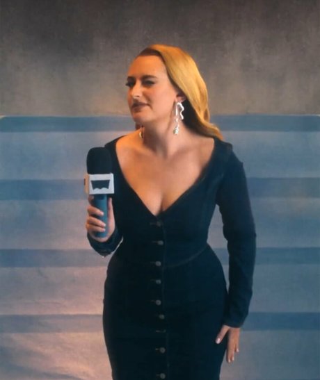 Amelia Dimoldenberg perfect model gallery