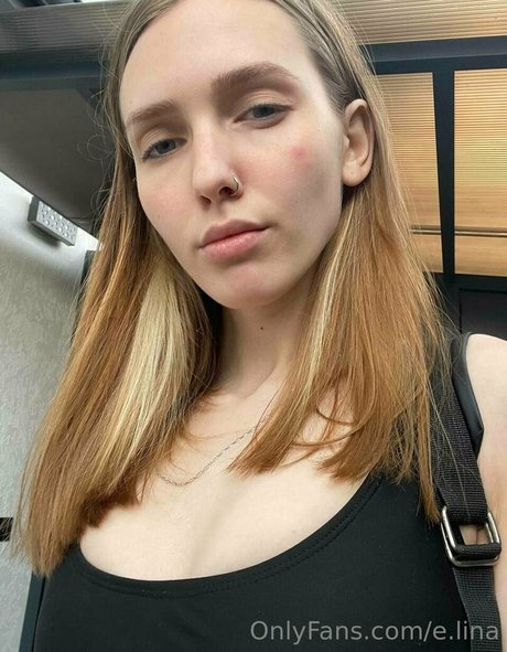 e lina model naked pic