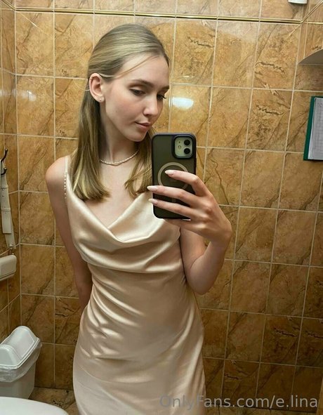 e lina hot pornstar image