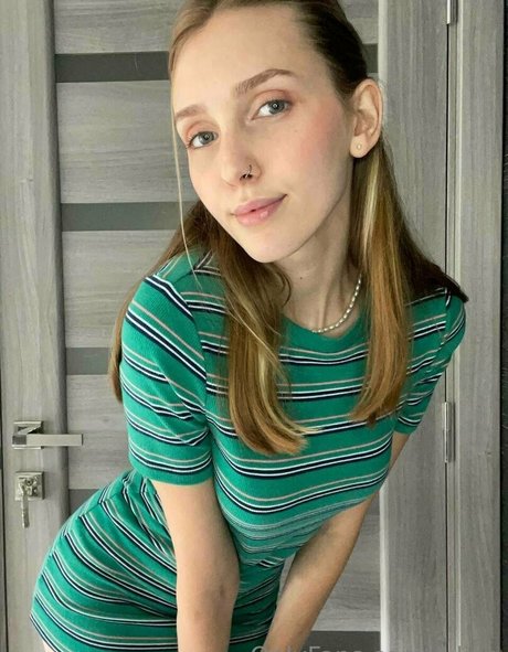 e lina star xxx image