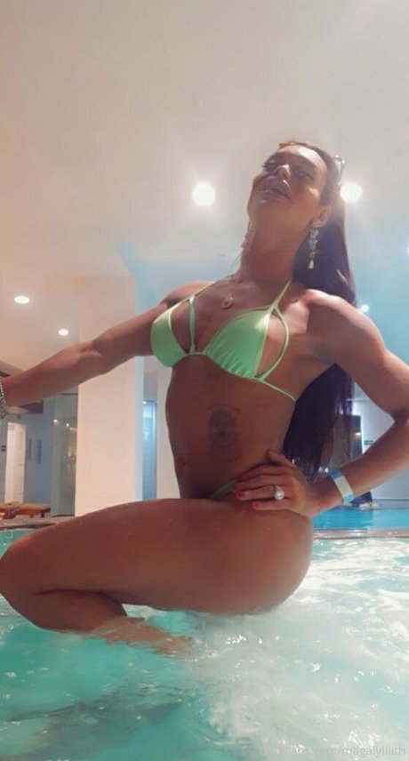 magalylilith star erotic gallery