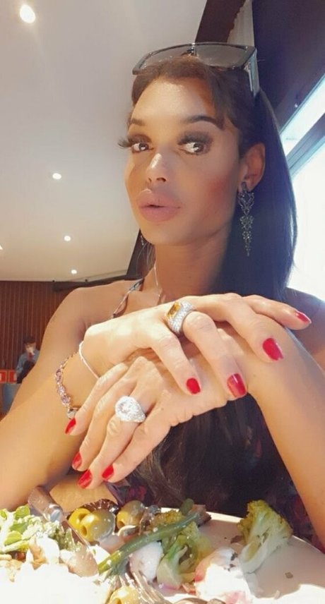 magalylilith pornstar exclusive pic